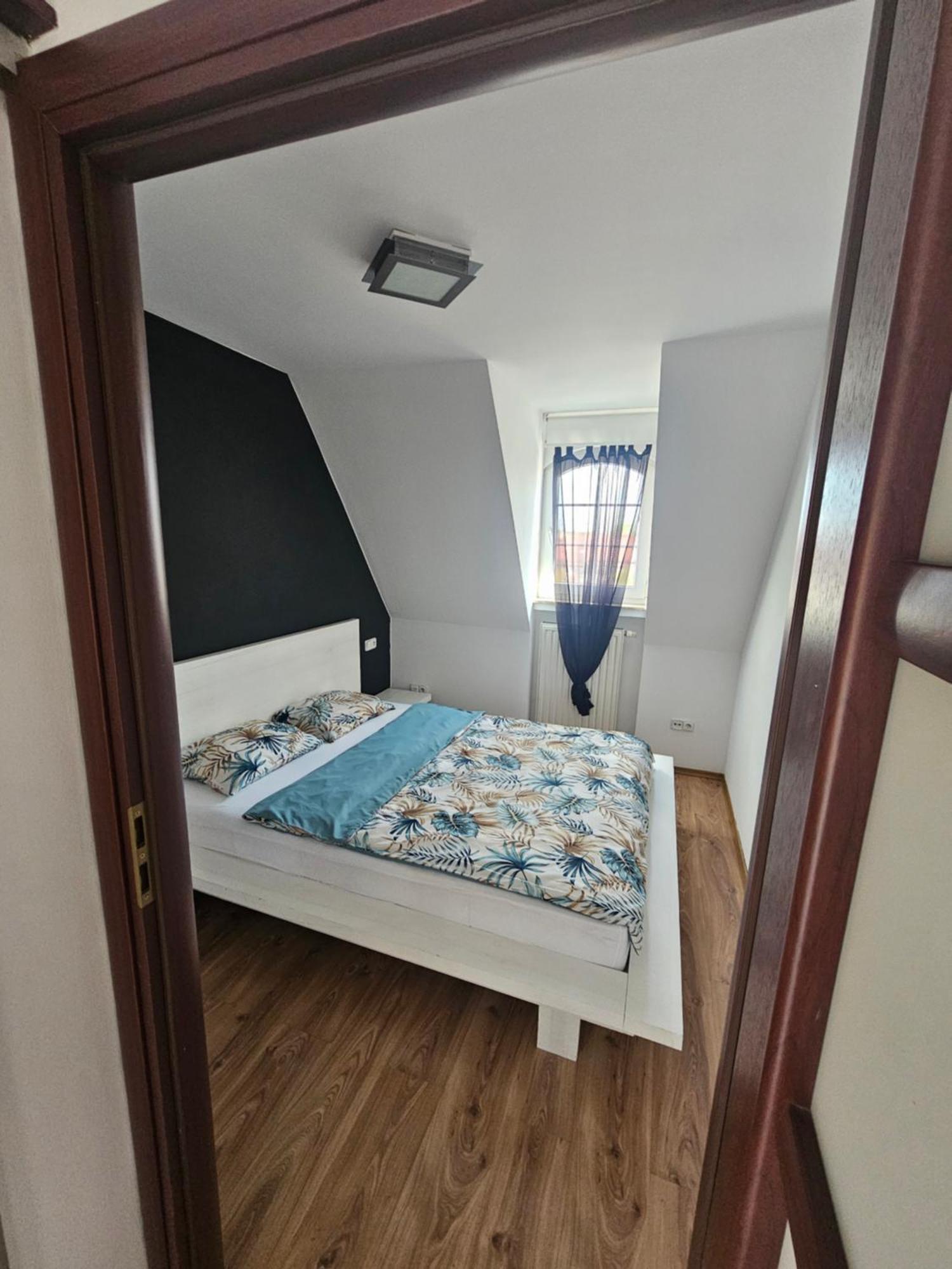 Apartmán Na Rynku Ślesin Exteriér fotografie